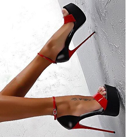 High heels shoes